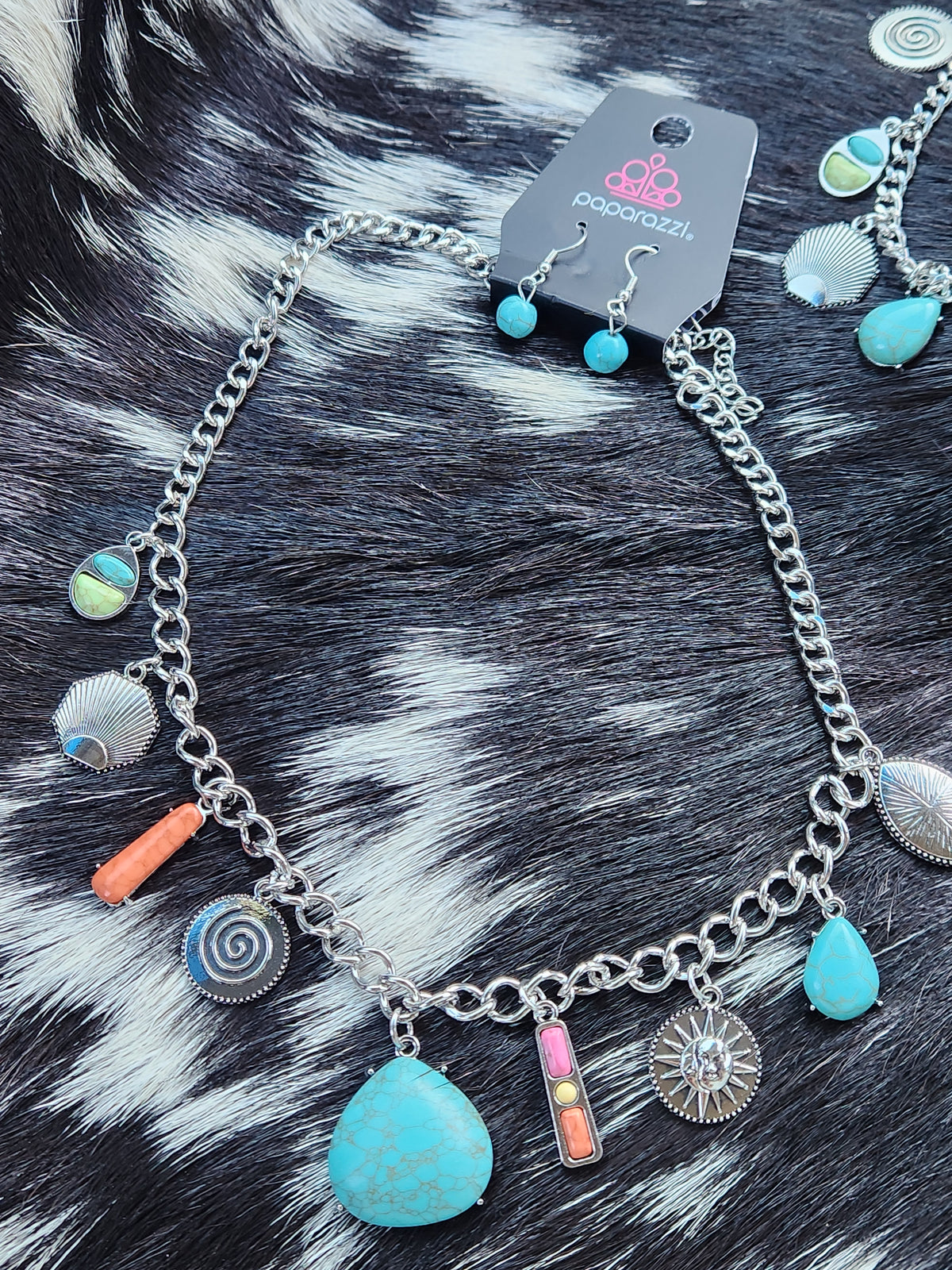 Fashion Fix ($32 value)