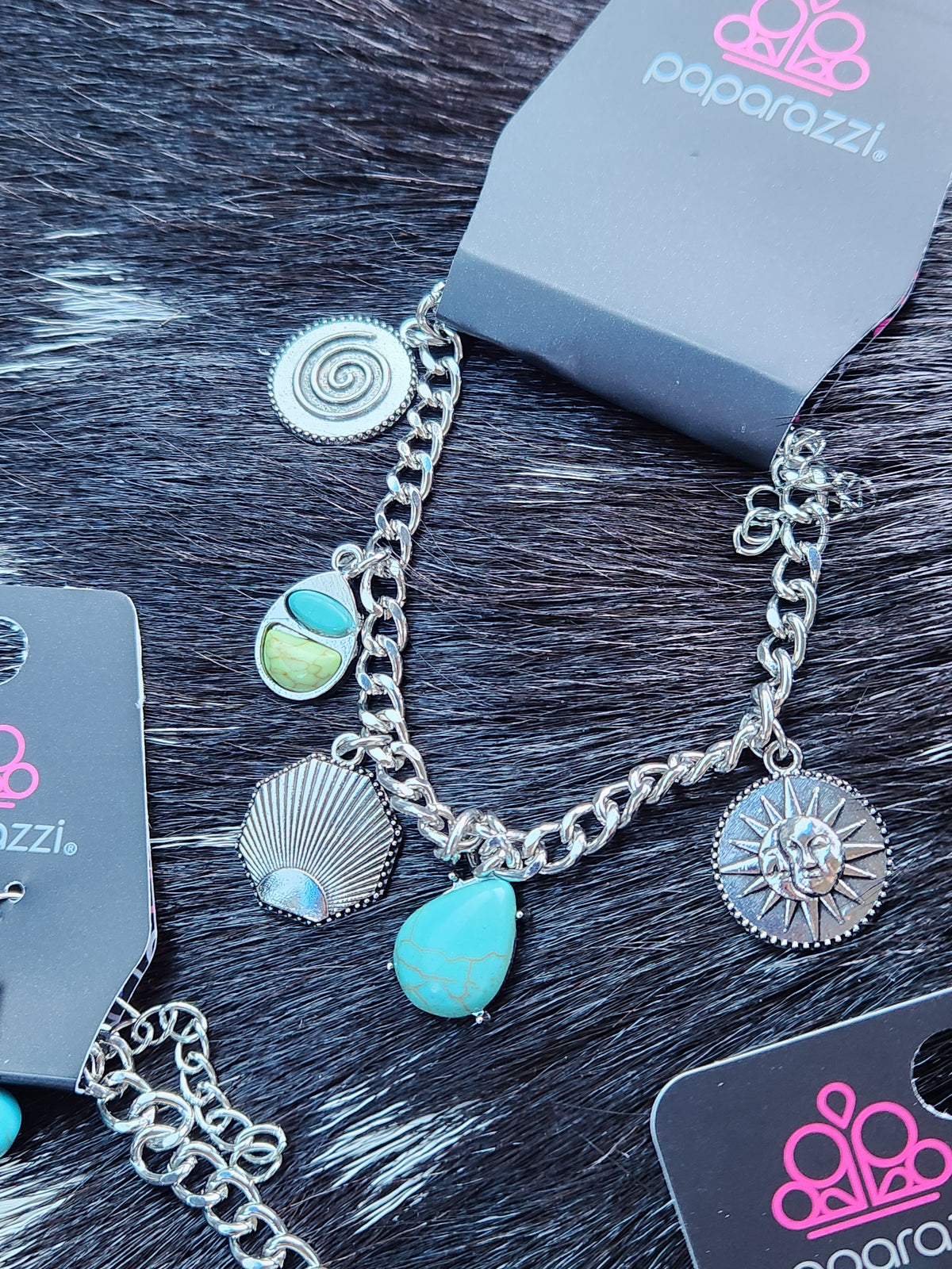 Fashion Fix ($32 value)