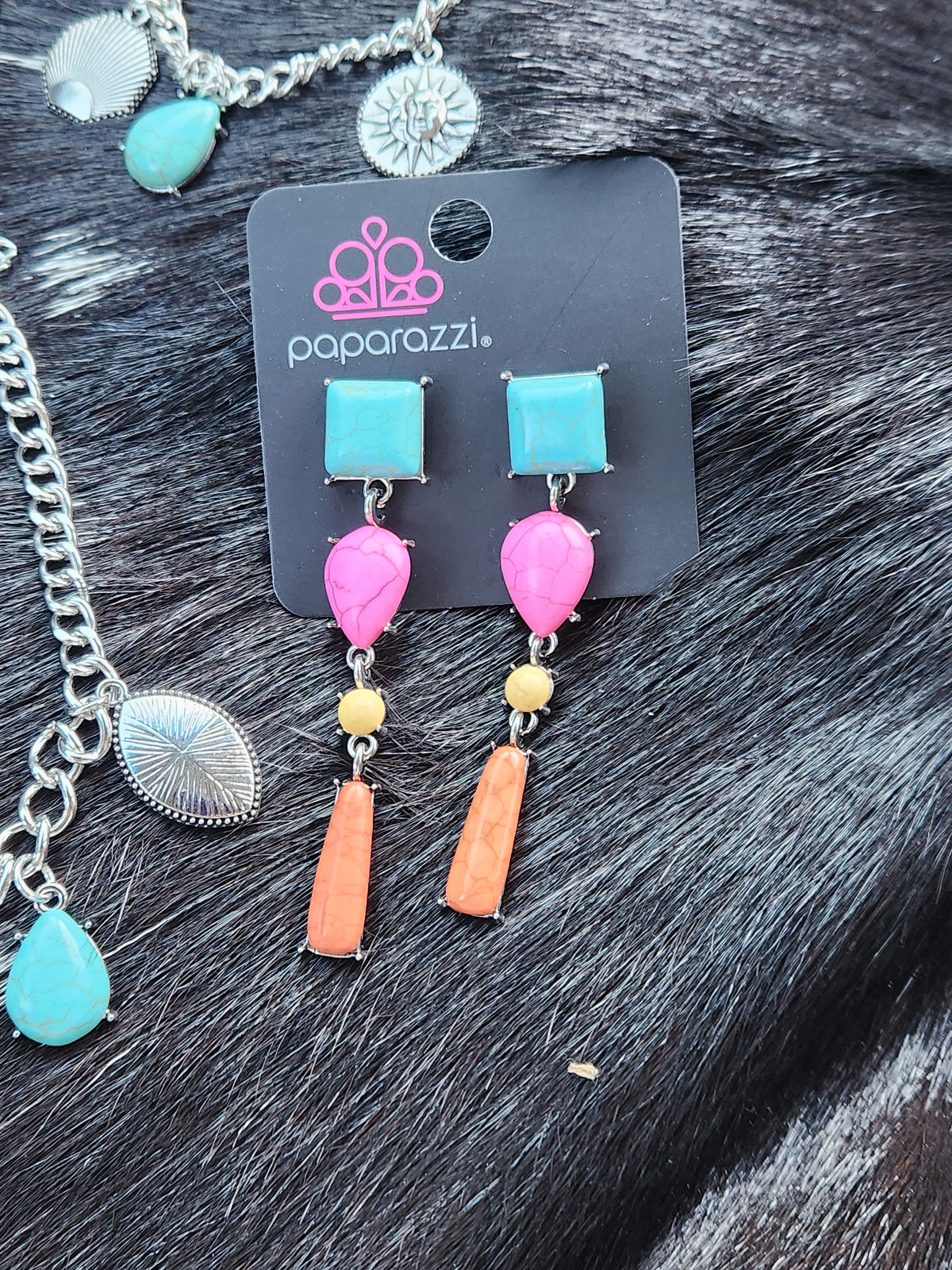 Fashion Fix ($32 value)